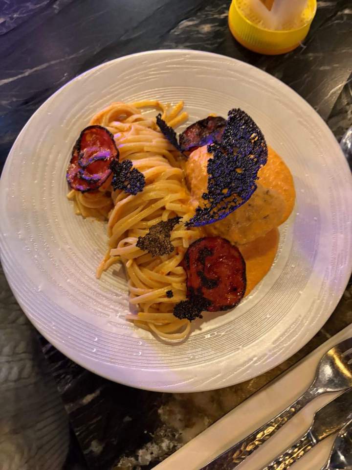 Pâtes à la sauce onctueuse L'Isle-sur-la-Sorgue