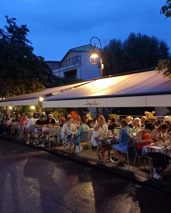 Salade savoureuse pour repas de groupe L'Isle-sur-la-Sorgue